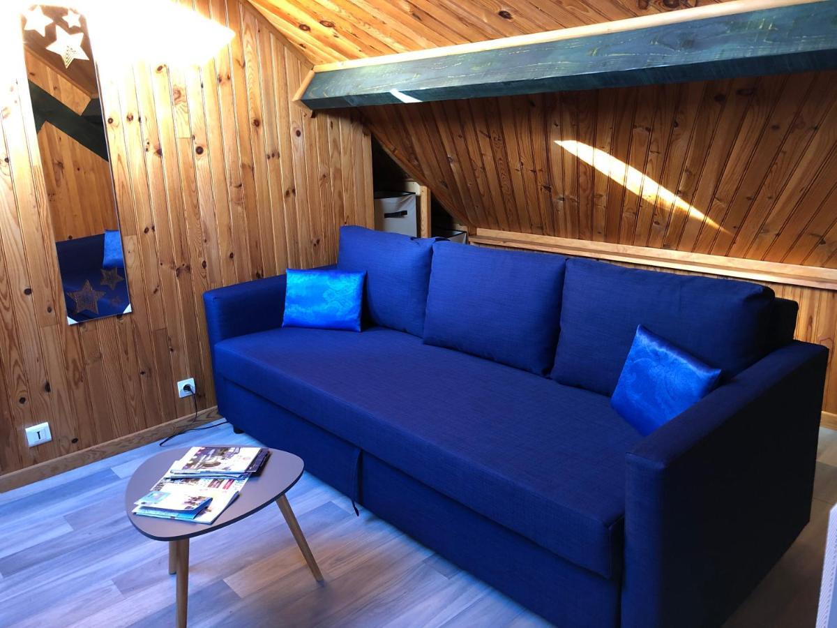 Appartement F1 mansardé à 100m de la plage, proche de Arromanches et des plages du Débarquement Saint-Côme-de-Fresné Esterno foto